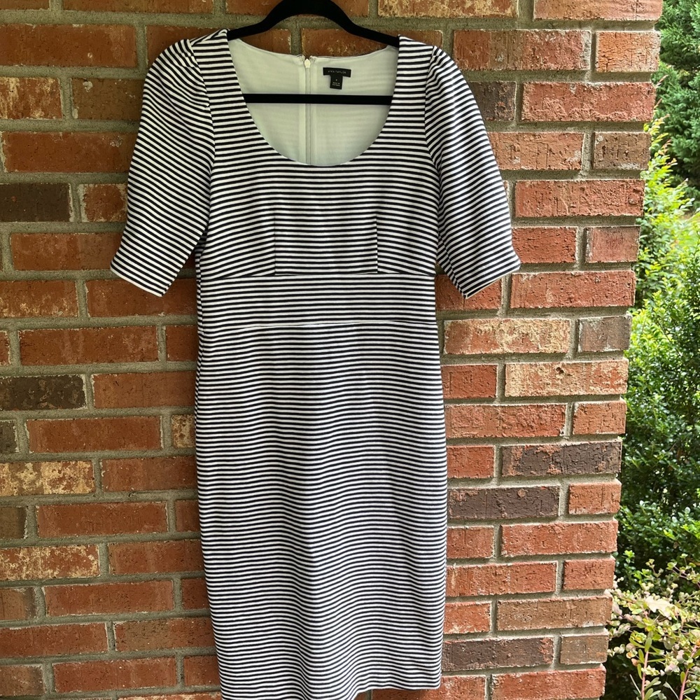 Ann Taylor Navy and White Striped Midi Dress size 0